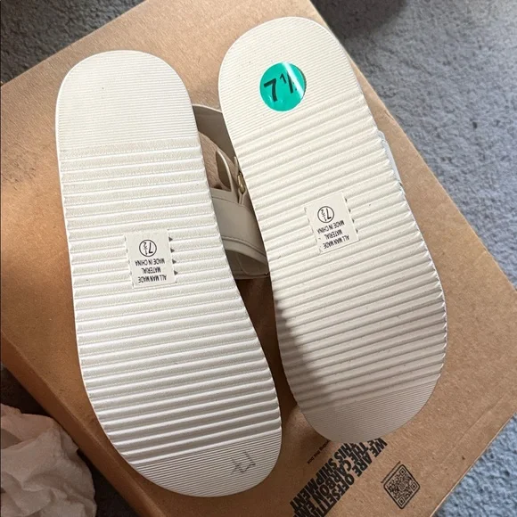 Soda Women's Cream Sandals with Gold Accents - Picture 2 of 3